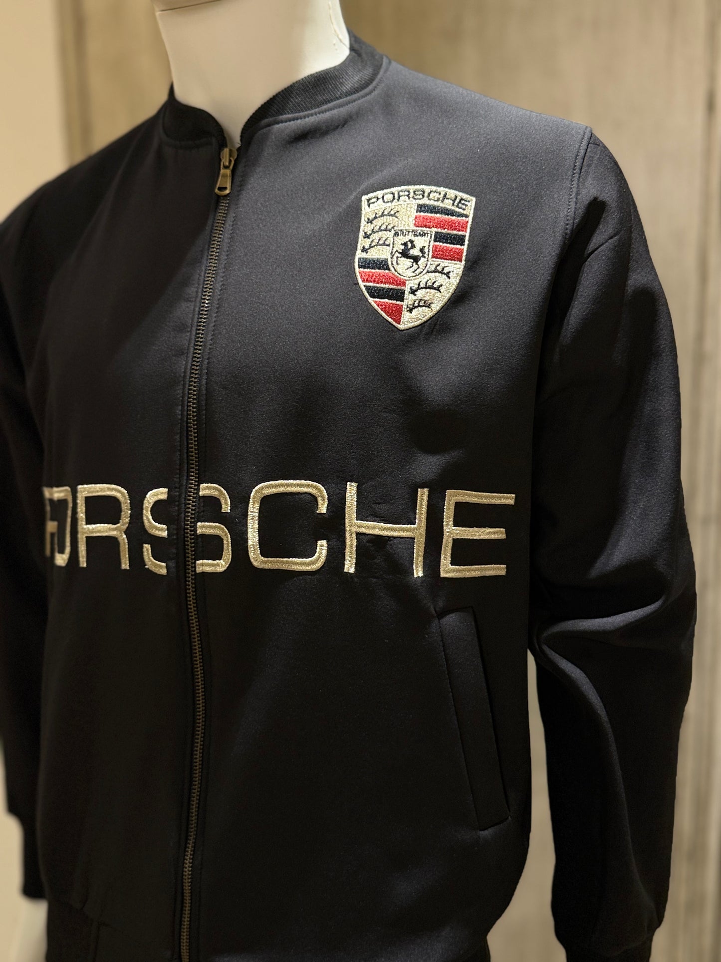 Porsche sweater gold Title⚜️